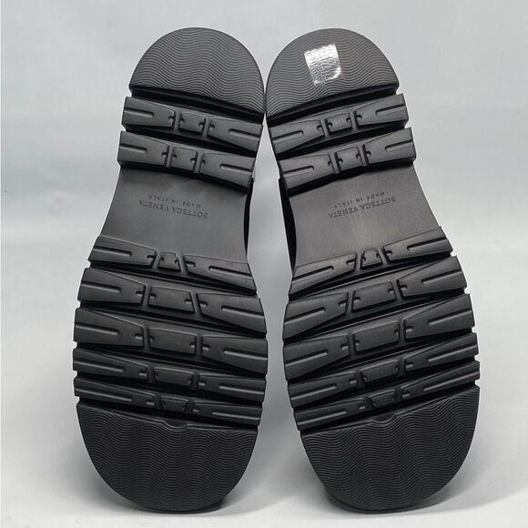 Bottega Veneta Lug Sole Leather Chelsea Boots size 38.5 - Picture 12 of 13